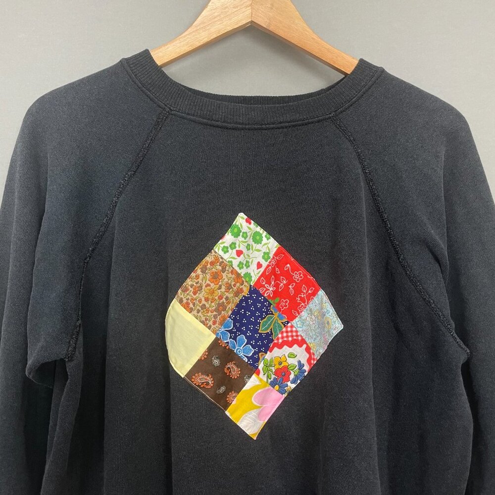 Vintage Patchwork Sweatshirt Black Size Large Quilt‎ Patch One-Of-A-Kind Unique - Picture 3 of 13